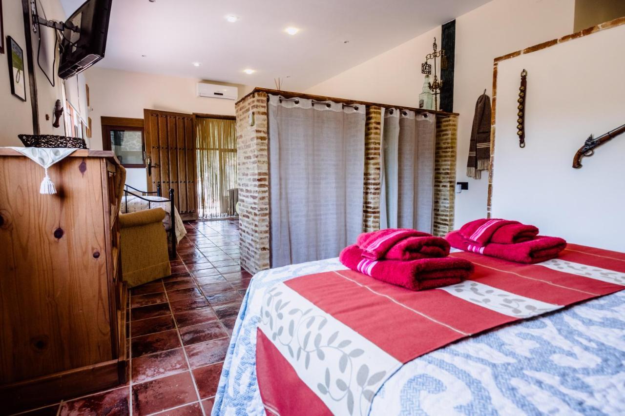 Hotel Rural Finca La Herencia Guadalcanal Esterno foto