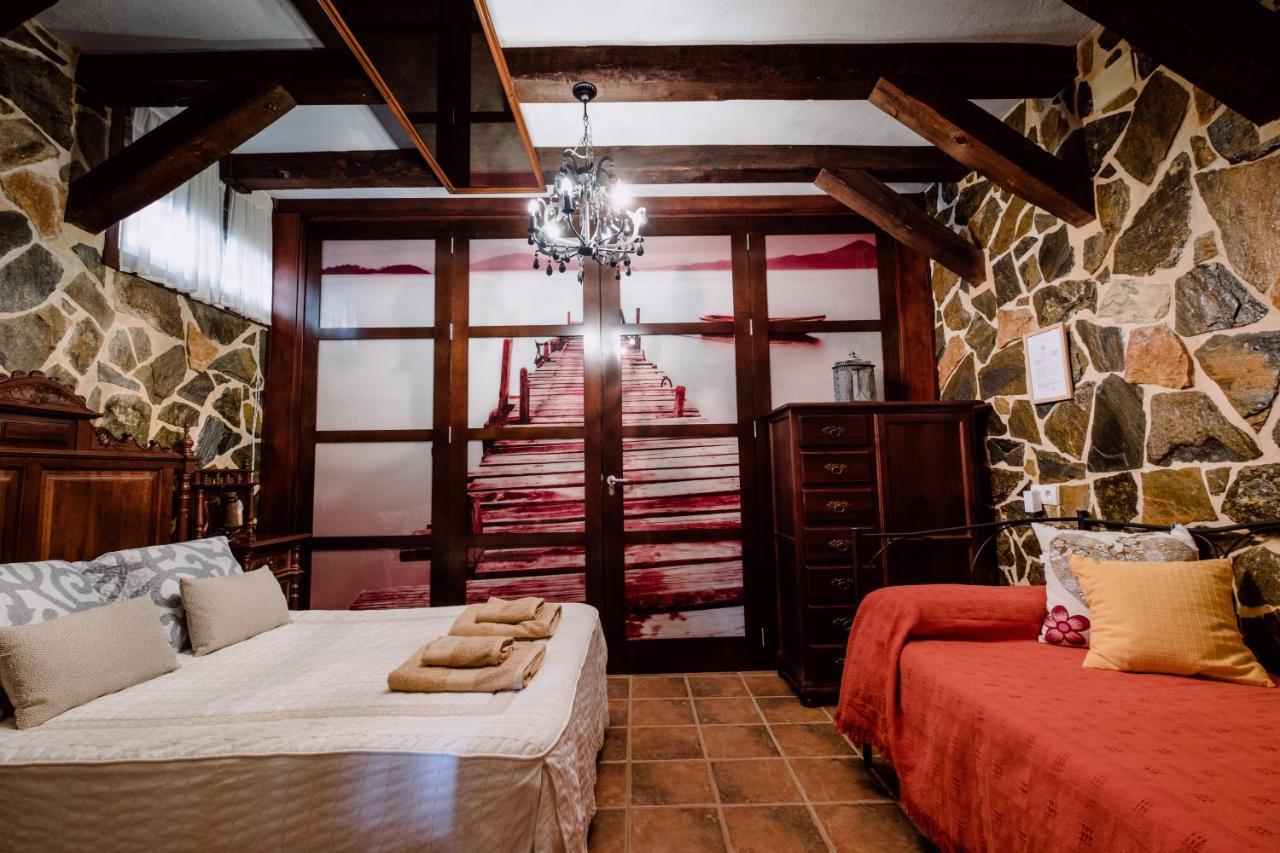 Hotel Rural Finca La Herencia Guadalcanal Esterno foto